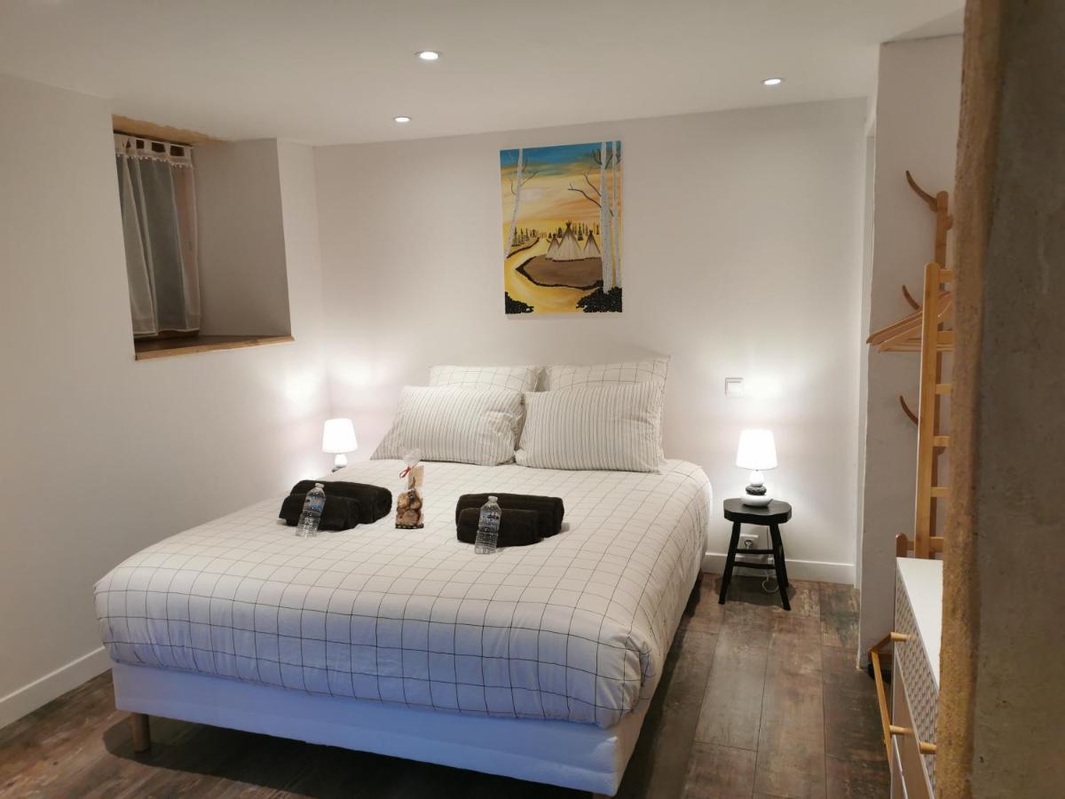 La Borie Du Bois Sarlat Bed and Breakfast Saint-Andre-d'Allas Εξωτερικό φωτογραφία